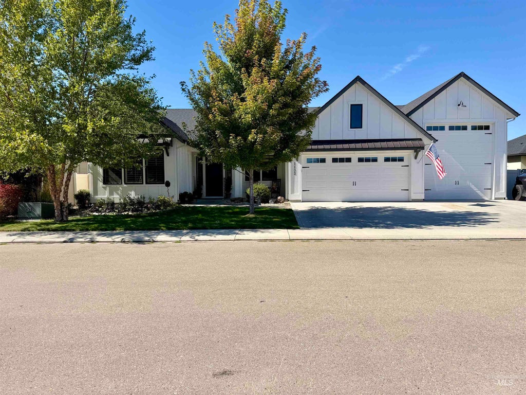 Photo of 1133 N Cygnus Way, Star, ID 83669 (MLS # 99001637)