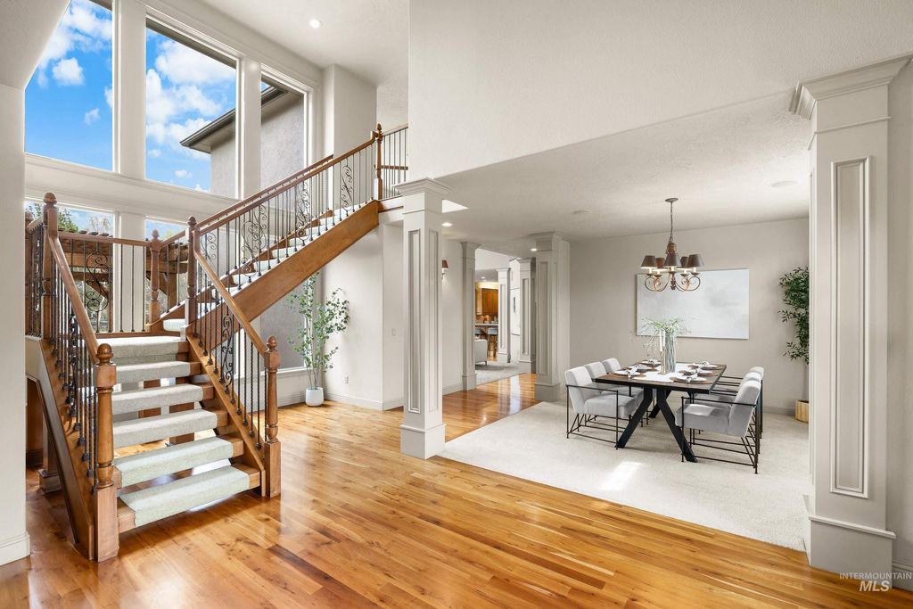 Photo of 566 E Greencreek Ct, Eagle, ID 83616 (MLS # 98979464)