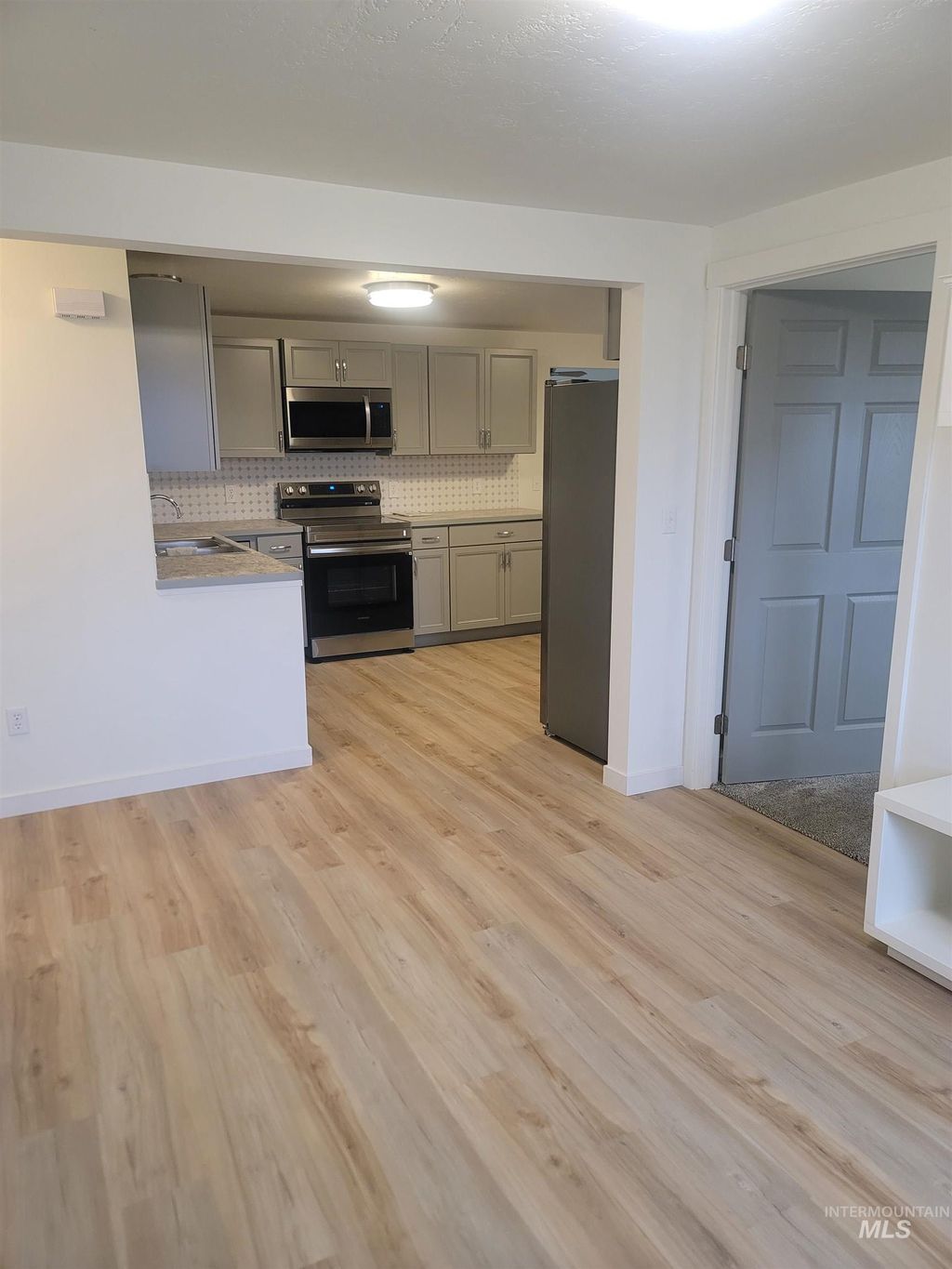 Photo of 939 Craven Ave, Buhl, ID 83316 (MLS # 98966513)