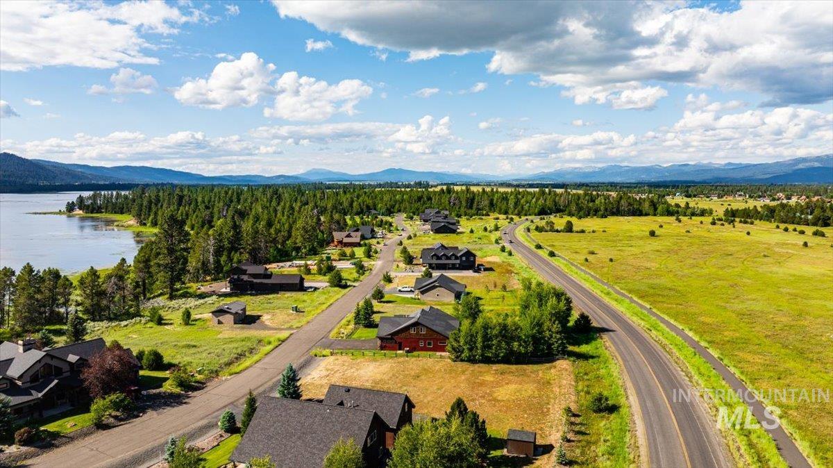 Bird's eye view of a water and mountain view