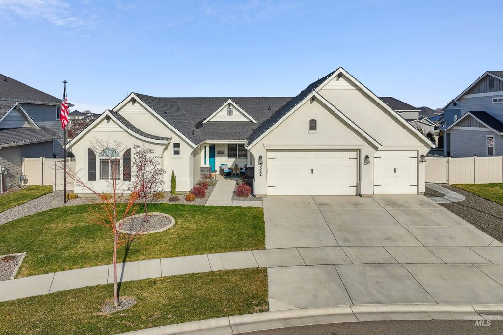 Photo of 5522 W Avilla Drive, Meridian, ID 83646 (MLS # 98972250)