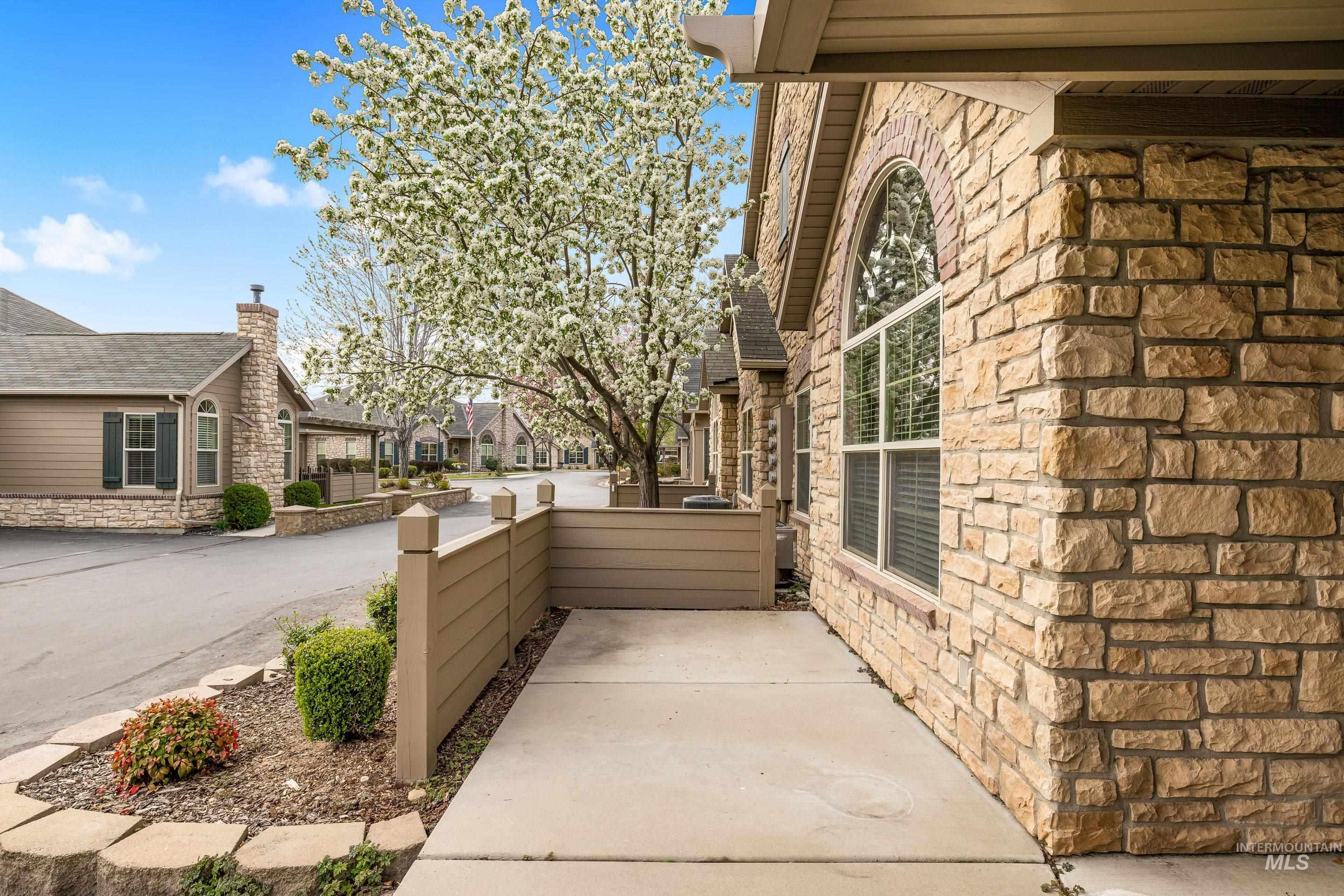 1538 N Mckinney Lane