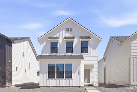 Photo of 4266 N Camp Creek Ave, Meridian, ID 83646 (MLS # 98983682)