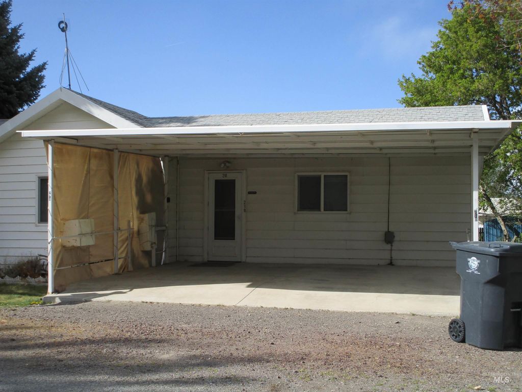 Photo of 210 Orchard Ave, Eden, ID 83325 (MLS # 98980931)