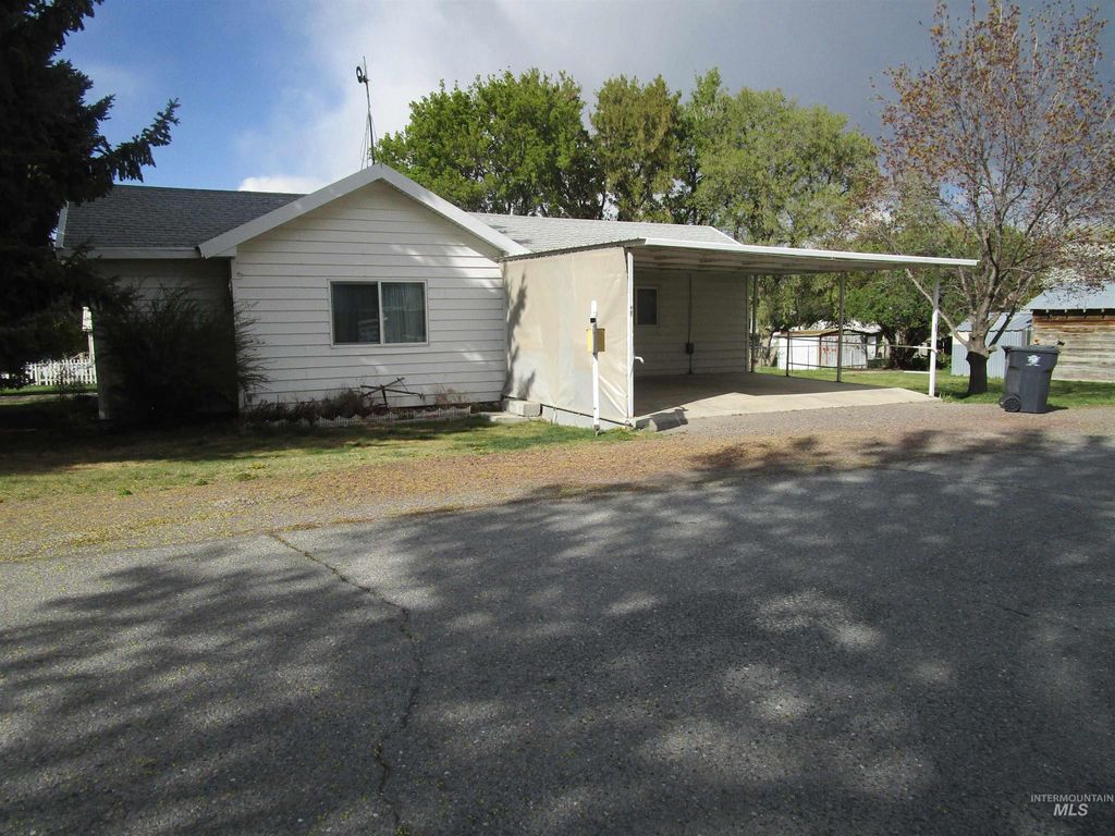 Photo of 210 Orchard Ave, Eden, ID 83325 (MLS # 98980931)