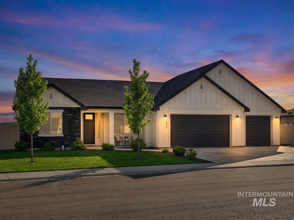Photo of 436 October Sky St, New Plymouth, ID 83617 (MLS # 98975830)