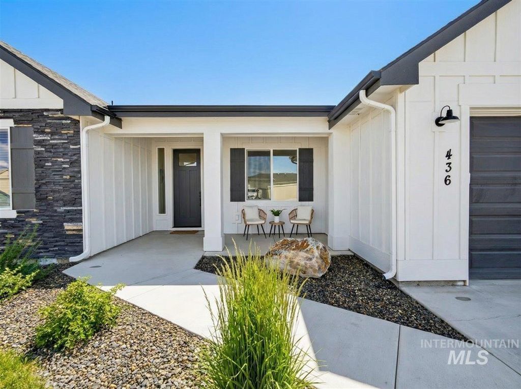 Photo of 436 October Sky St, New Plymouth, ID 83617 (MLS # 98975830)