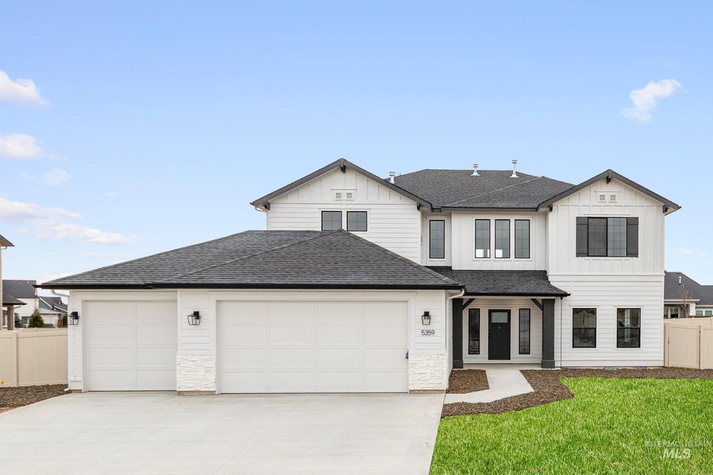 Photo of 1240 W Pack River Dr, Meridian, ID 83642 (MLS # 98985524)