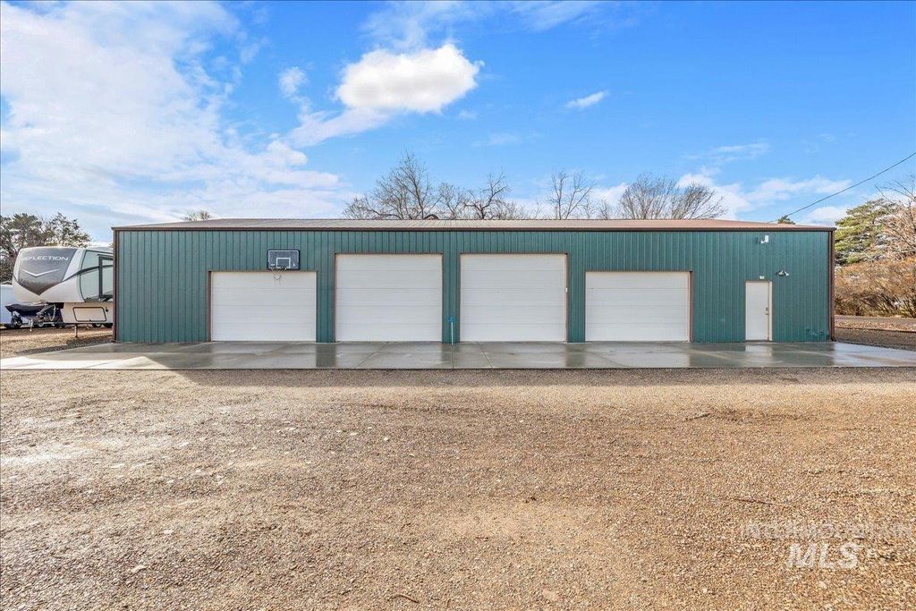 Photo of 3582 NW Dutton Way, Mountain Home, ID 83647 (MLS # 98971322)