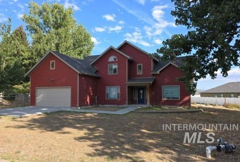 Photo of 181 Villa Dr, Heyburn, ID 83336 (MLS # 98967198)