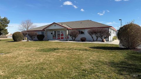 Photo of 314 Badiola Street, Caldwell, ID 83605 (MLS # 98977341)