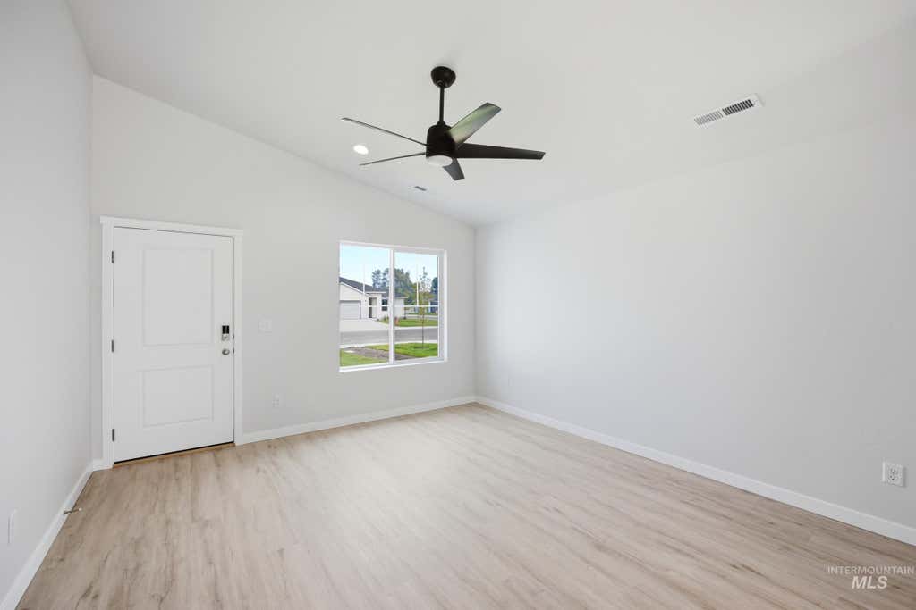 Photo of 4400 Dayton St, Caldwell, ID 83605 (MLS # 98996106)