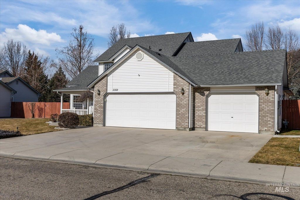 Photo of 3359 N Summerfield Way, Meridian, ID 83646 (MLS # 98975000)