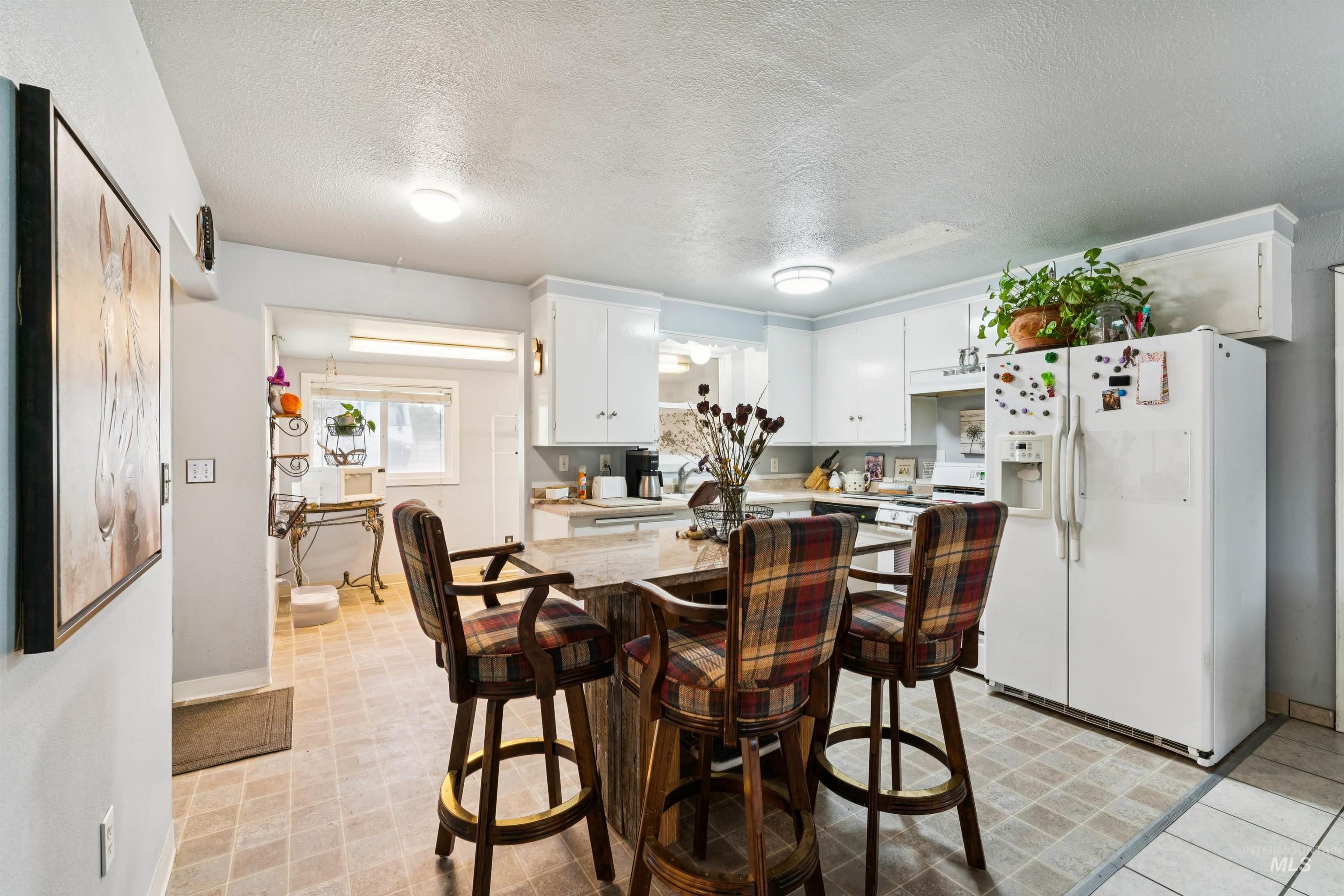 4240 S Five Mile Rd