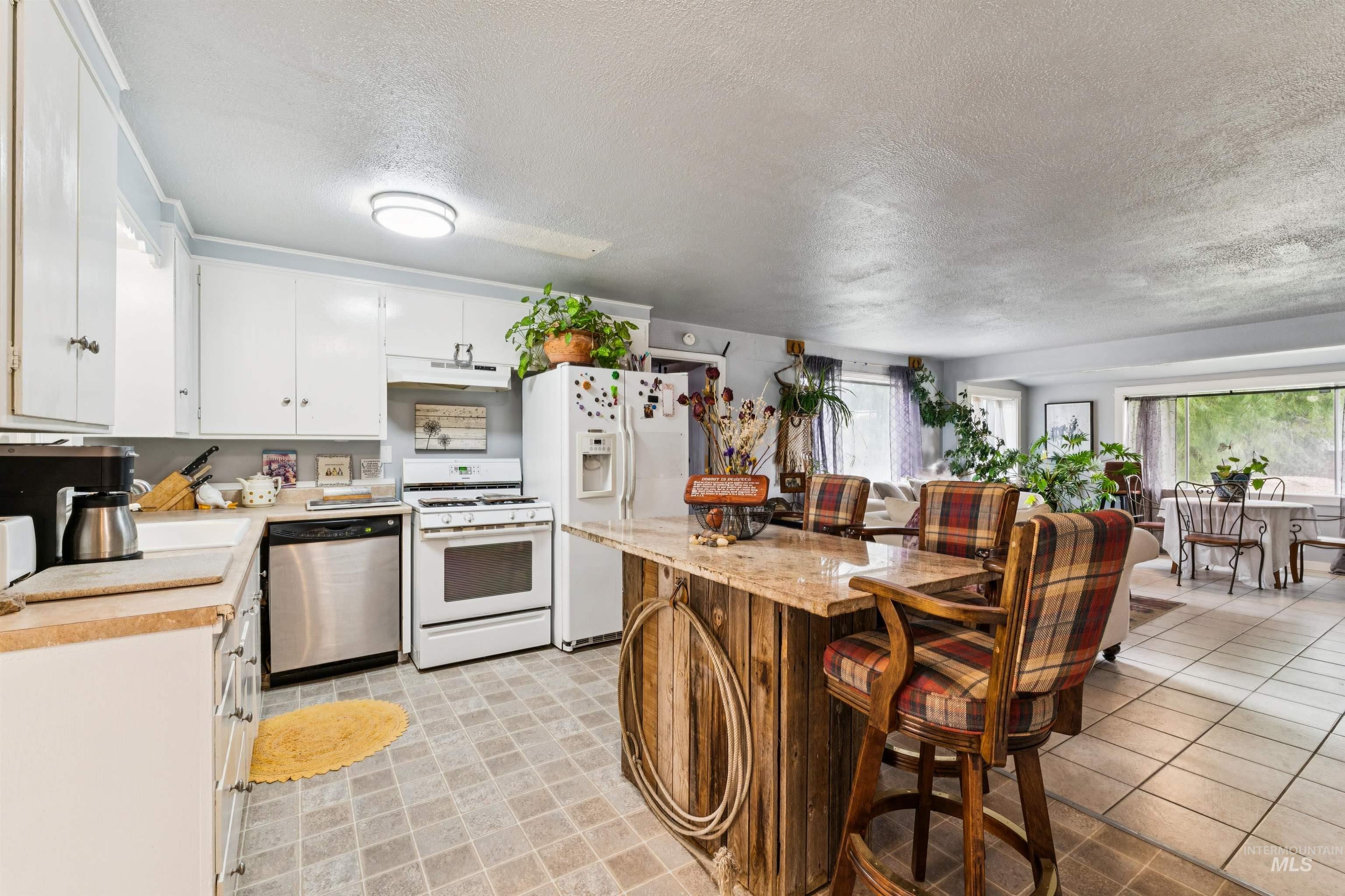 4240 S Five Mile Rd