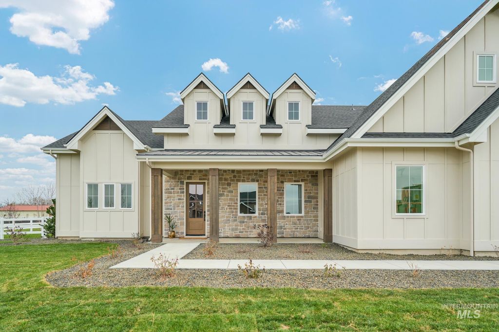 Photo of 24950 Belgian Way, Middleton, ID 83644 (MLS # 98962303)