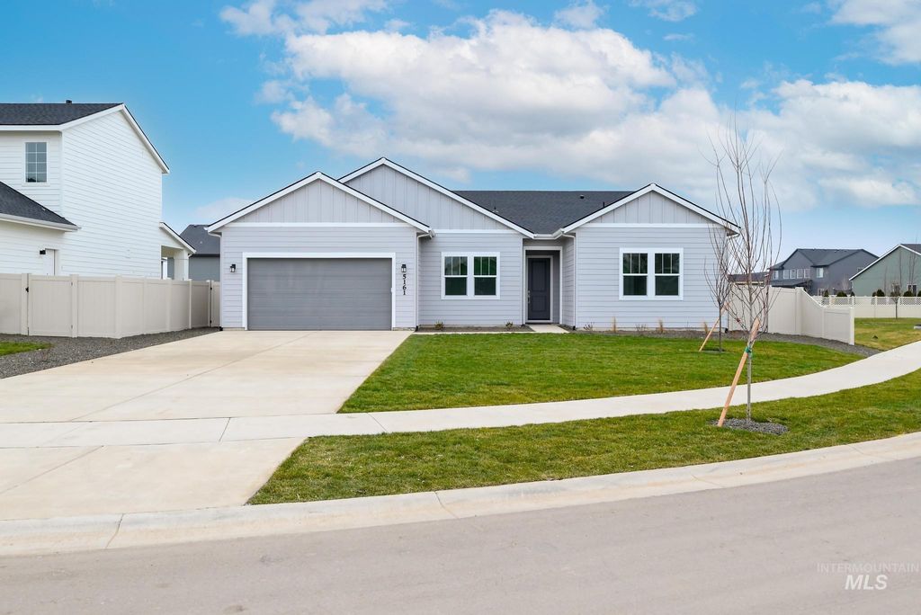 Photo of 5161 W River Oaks Dr, Meridian, ID 83646 (MLS # 98977005)