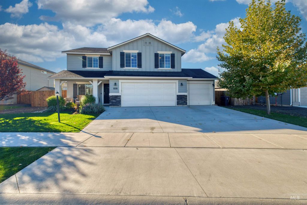 Photo of 1335 Gold St, Middleton, ID 83644 (MLS # 98965523)