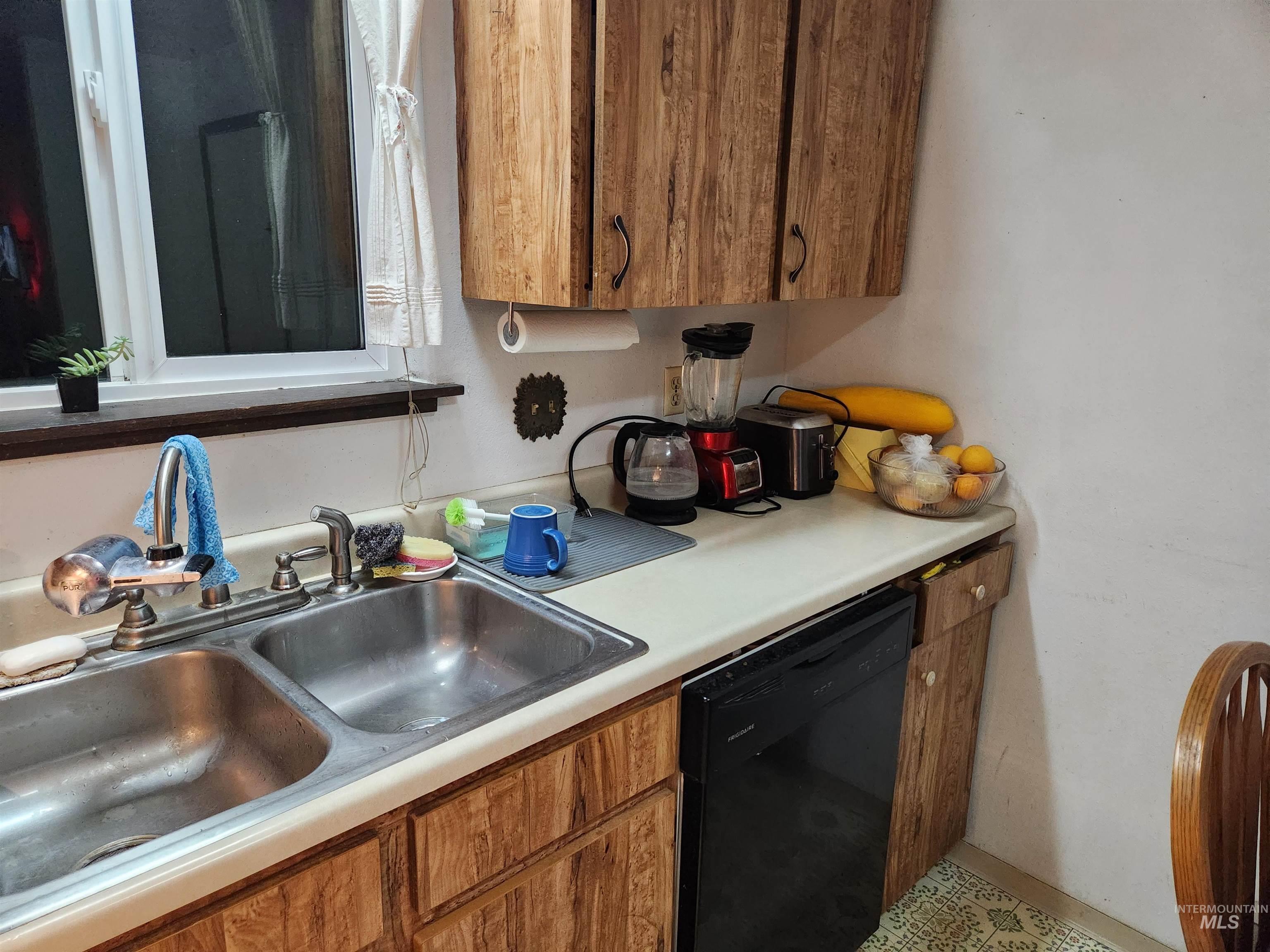 154 Avenida Del Rio W