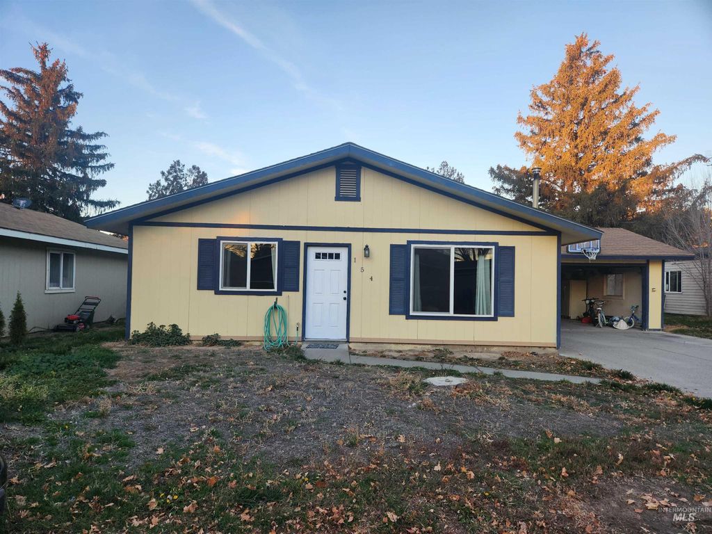 Photo of 154 Avenida Del Rio W Dr, Twin Falls, ID 83301 (MLS # 98969427)