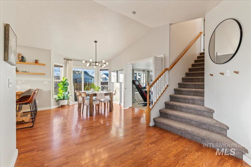 Photo of 1775 Wasatch Dr, Mountain Home, ID 83647 (MLS # 98971678)