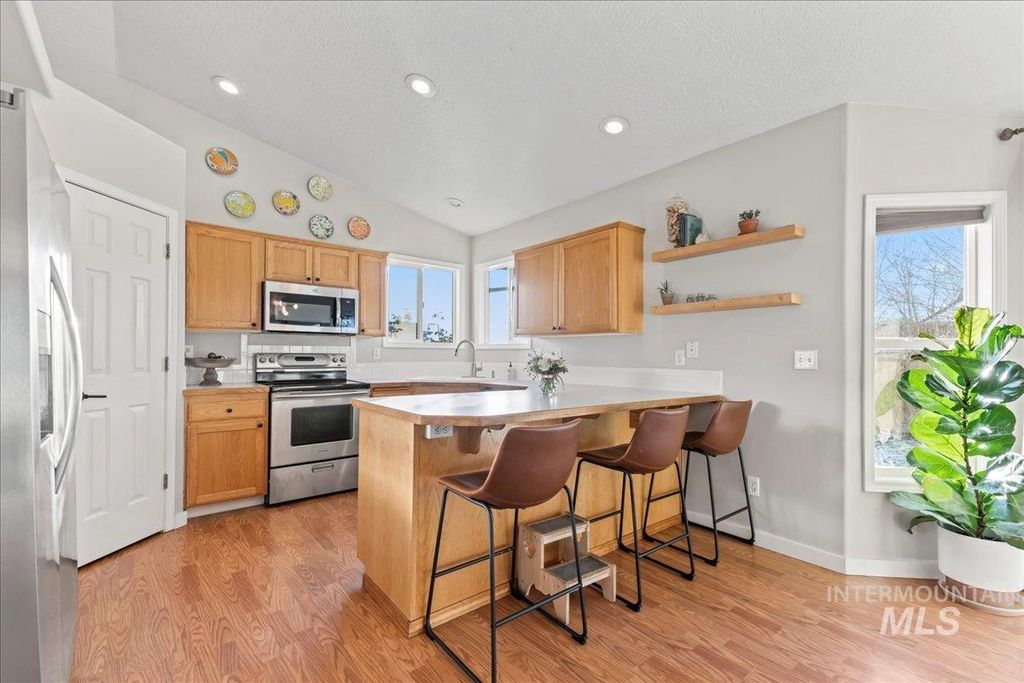 Photo of 1775 Wasatch Dr, Mountain Home, ID 83647 (MLS # 98971678)