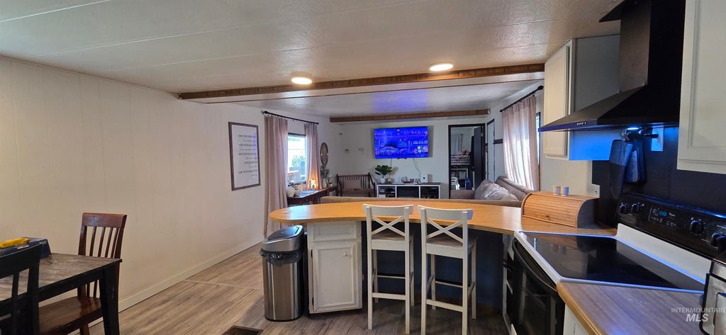 Photo of 924 Vista Ave #Trlr 14, Lewiston, ID 83501 (MLS # 98999262)