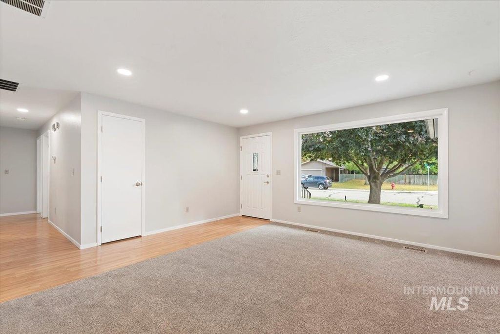 Photo of 3727 S Centennial Way, Boise, ID 83706 (MLS # 98963625)
