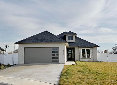 Photo of 2530 Jane Ct, Fruitland, ID 83619 (MLS # 98942048)