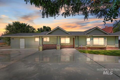 515 16th Ave N Nampa ID 83687