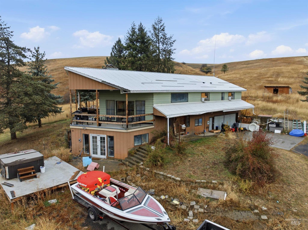 Photo of 1201 Spence Rd, Moscow, ID 83843 (MLS # 99005253)