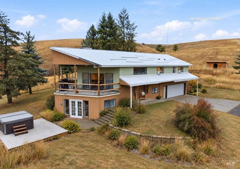 Photo of 1201 Spence Rd, Moscow, ID 83843 (MLS # 99005253)