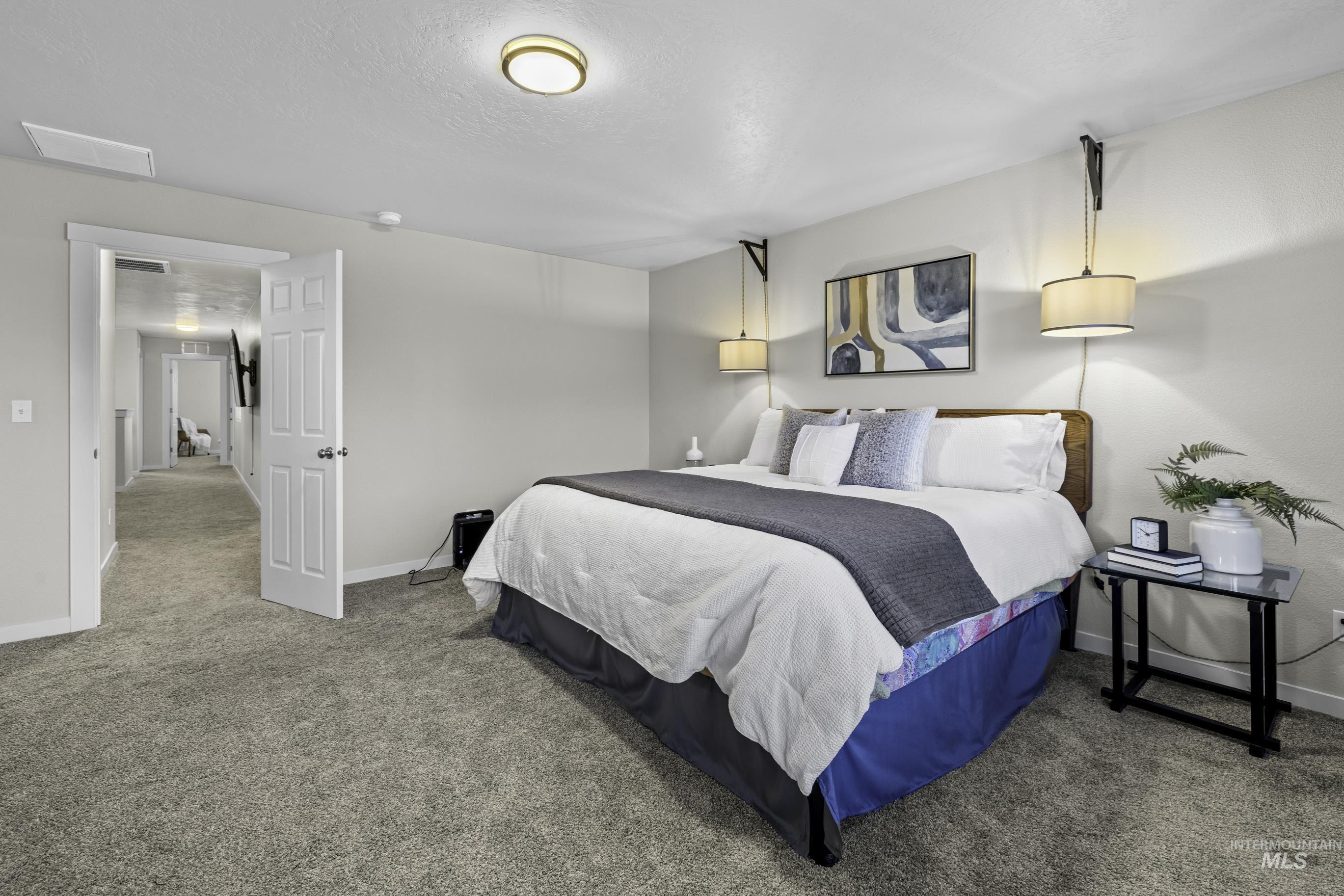 Boise, Idaho 83709, United States, 3 Bedrooms Bedrooms, ,3 BathroomsBathrooms,Residential,Pending,52866