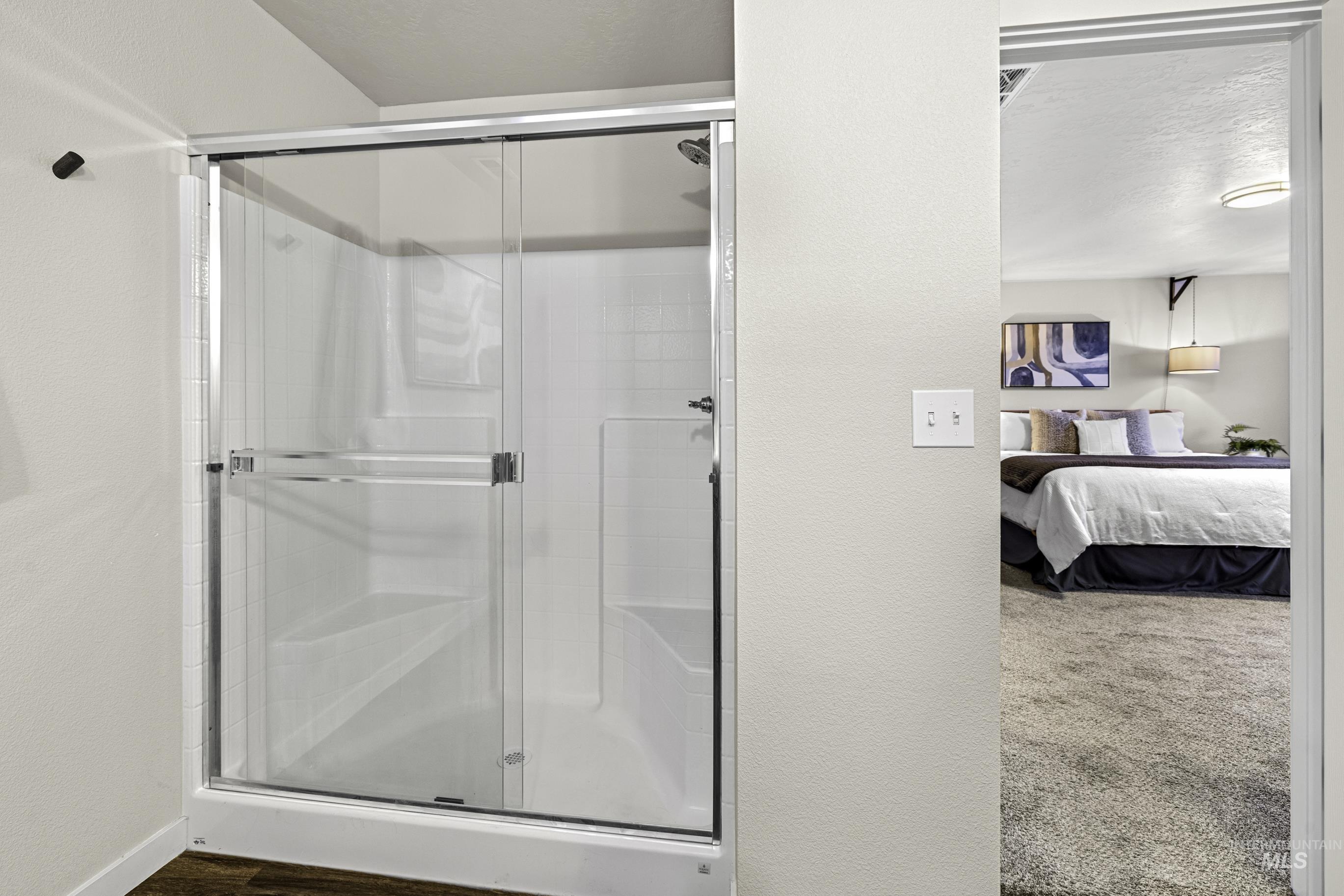 Boise, Idaho 83709, United States, 3 Bedrooms Bedrooms, ,3 BathroomsBathrooms,Residential,Pending,52866