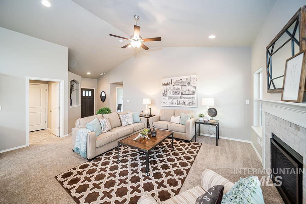 411 N Lone Oak St.