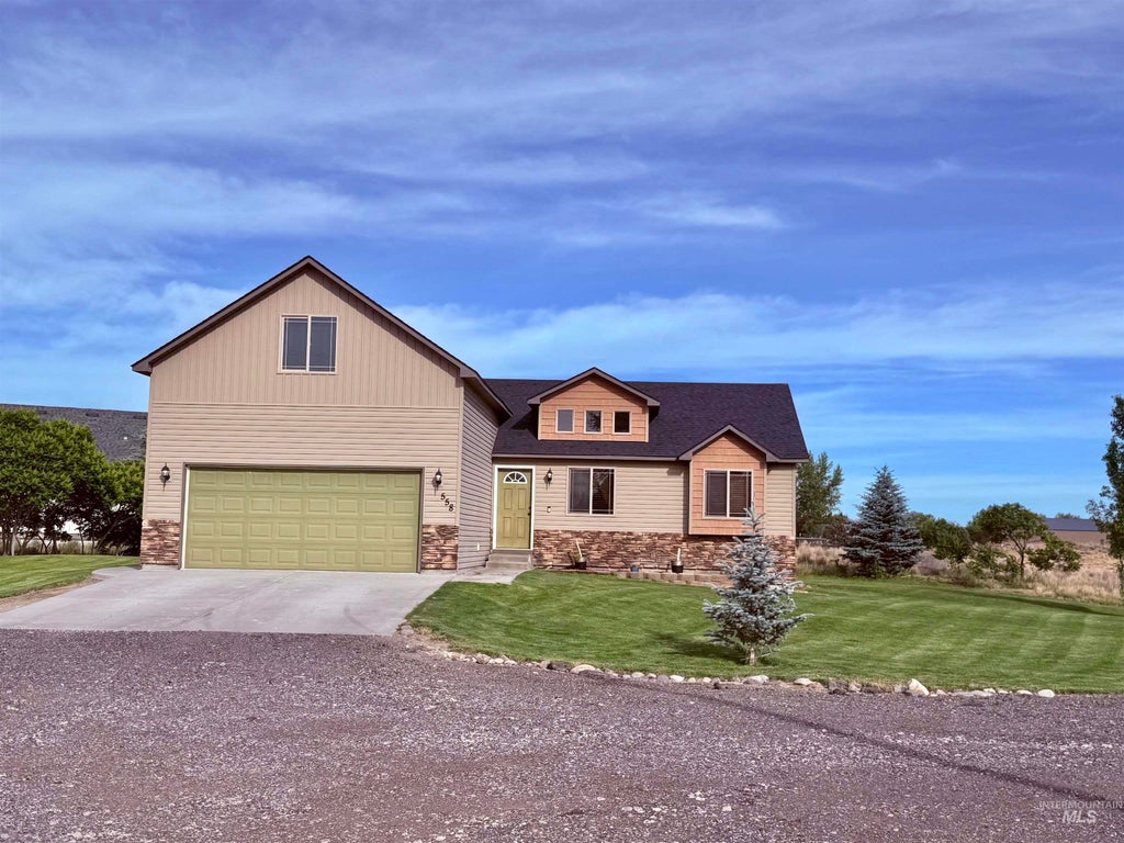 Photo of 558 Smokey Mountain Drive, Jerome, ID 83338 (MLS # 98990459)