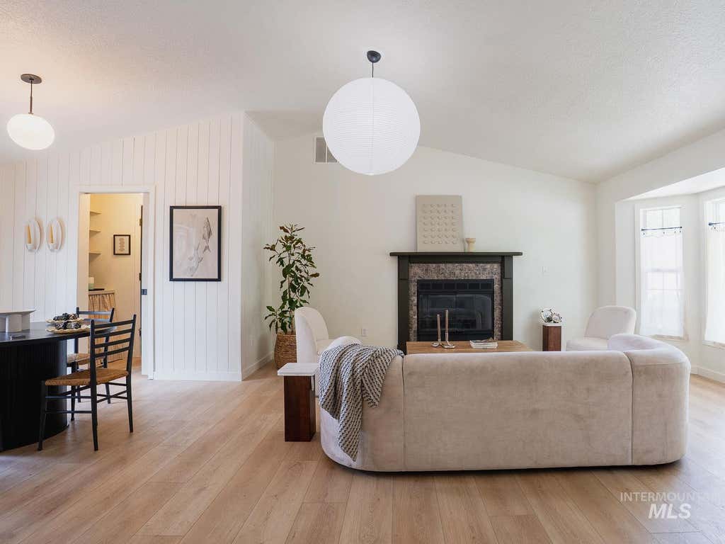 Photo of 4111 Azalea Lane, Boise, ID 83703 (MLS # 98995854)