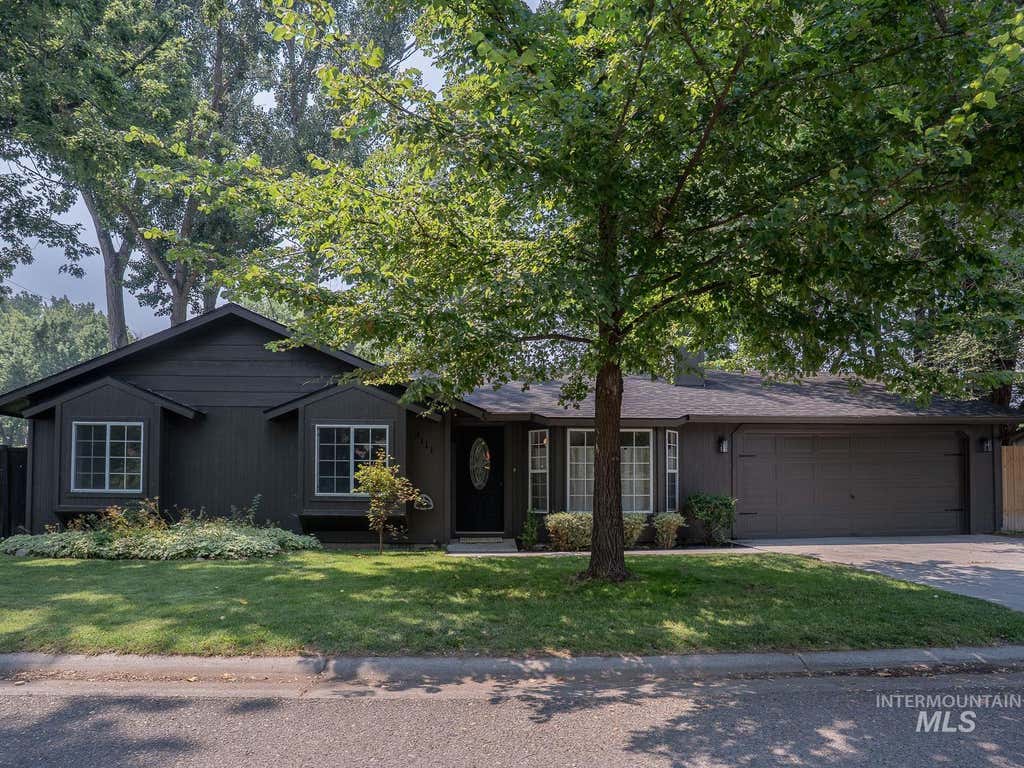 Photo of 4111 Azalea Lane, Boise, ID 83703 (MLS # 98995854)