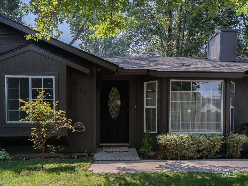 Photo of 4111 Azalea Lane, Boise, ID 83703 (MLS # 98995854)