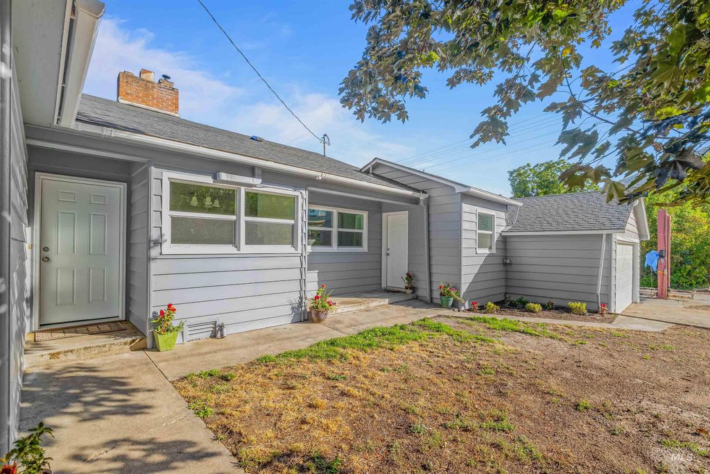 Photo of 164 State St, Juliaetta, ID 83535 (MLS # 98958788)
