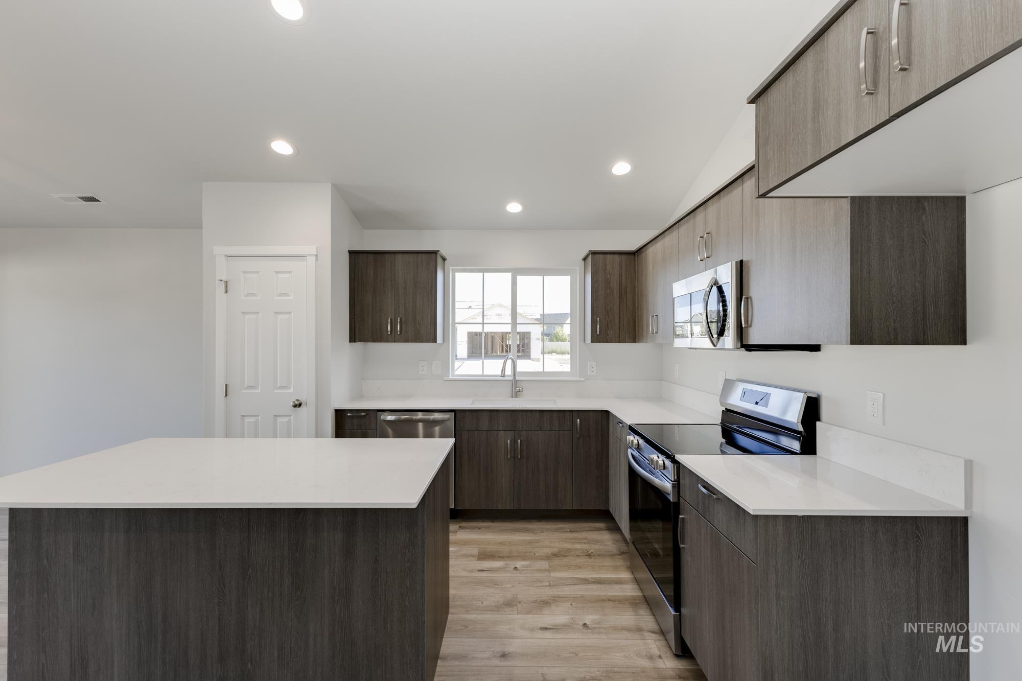 2983 E Boulder Basin Dr