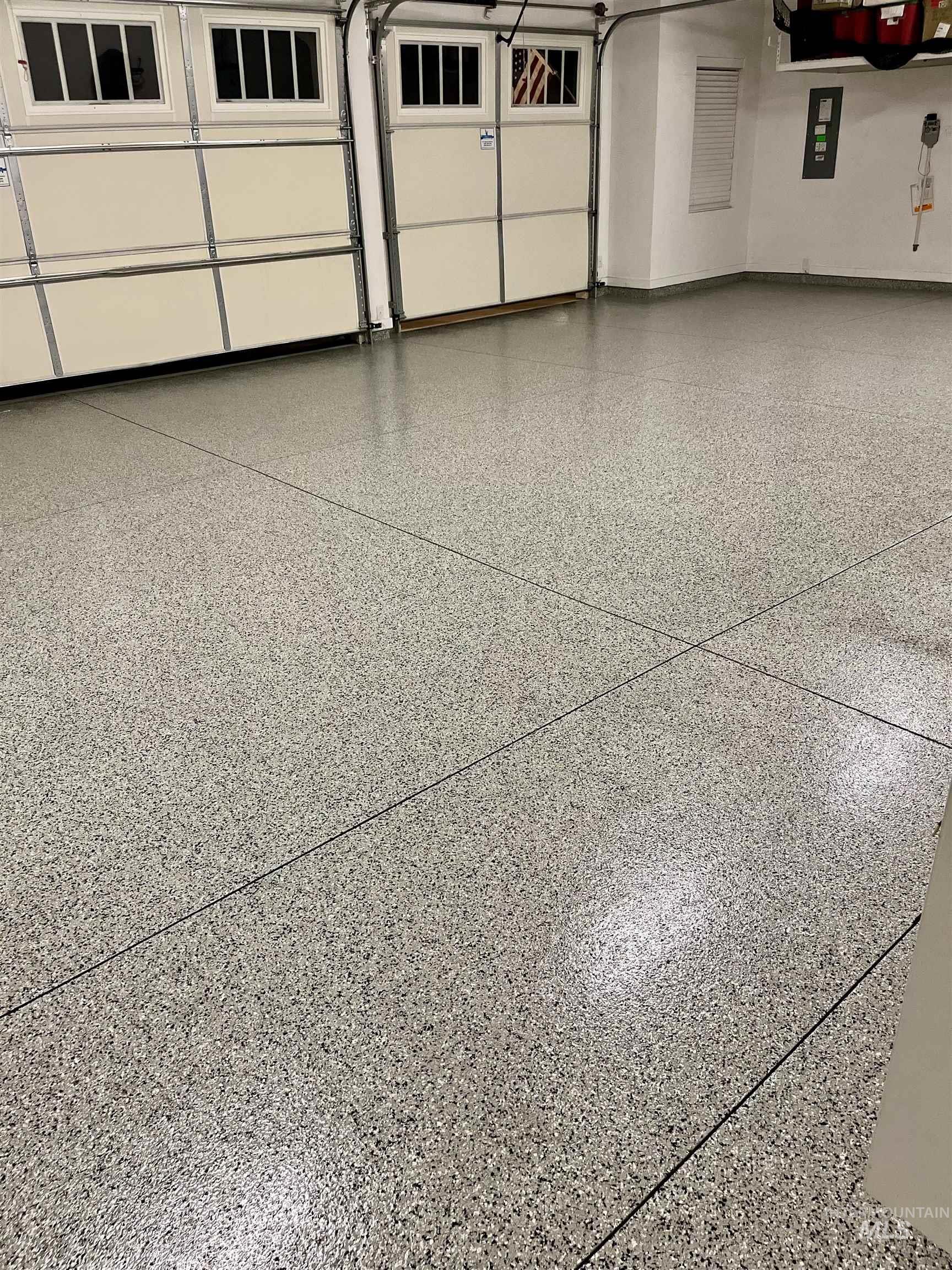 Oversize Garage with Epoxy Floors