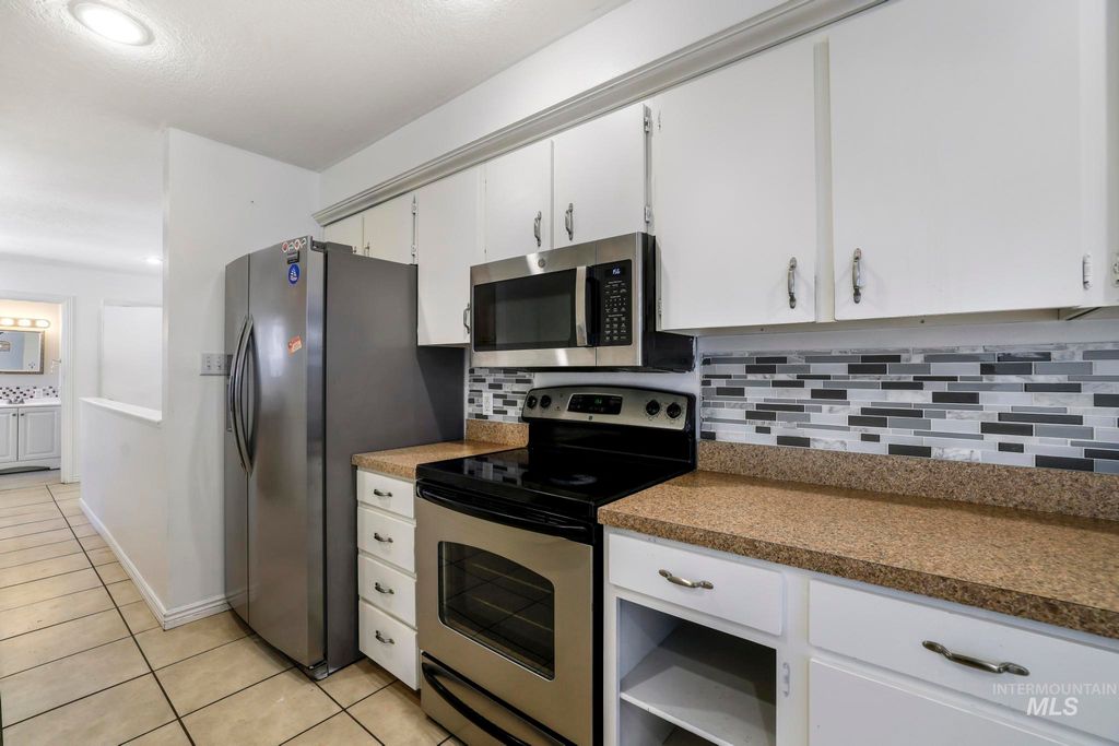 Photo of 1228 Evergreen Dr, Twin Falls, ID 83301 (MLS # 98987562)