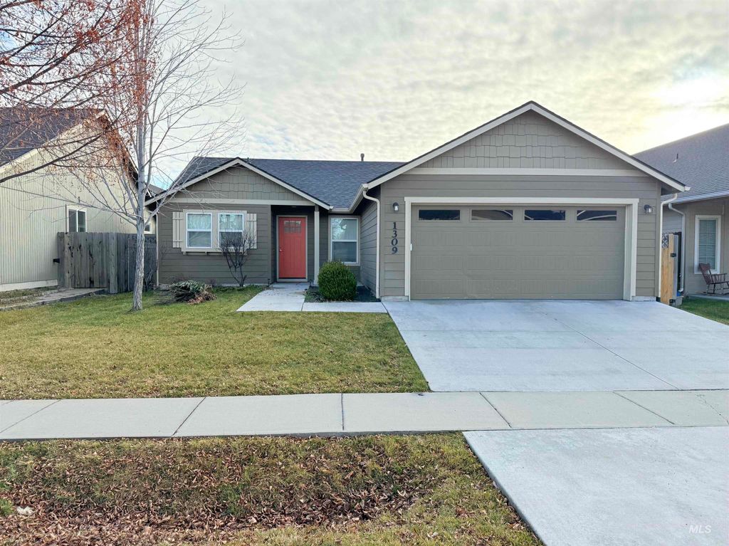 Photo of 1309 W Tacola St, Nampa, ID 83651 (MLS # 98977028)