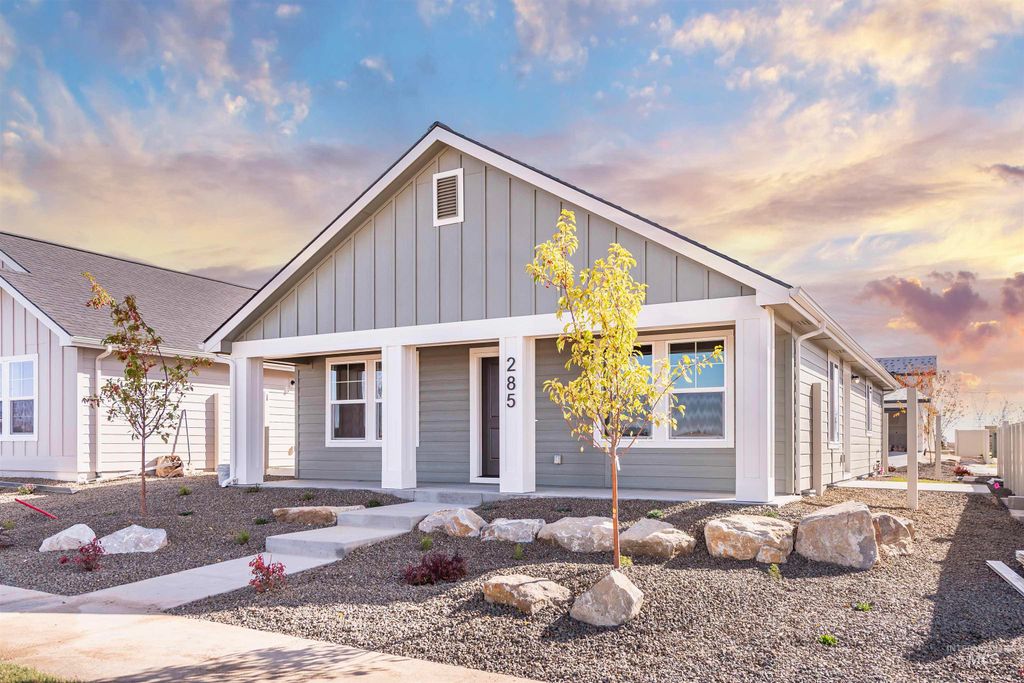 Photo of 285 E. Chevy Dr, Boise, ID 83716 (MLS # 98965747)
