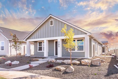 Photo of 285 E. Chevy Dr, Boise, ID 83716 (MLS # 98965747)