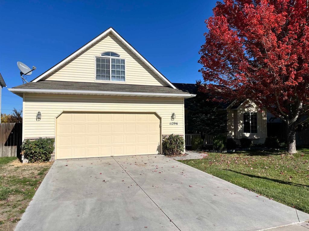 Photo of 11296 Tamsworth Dr, Caldwell, ID 83605 (MLS # 98965788)