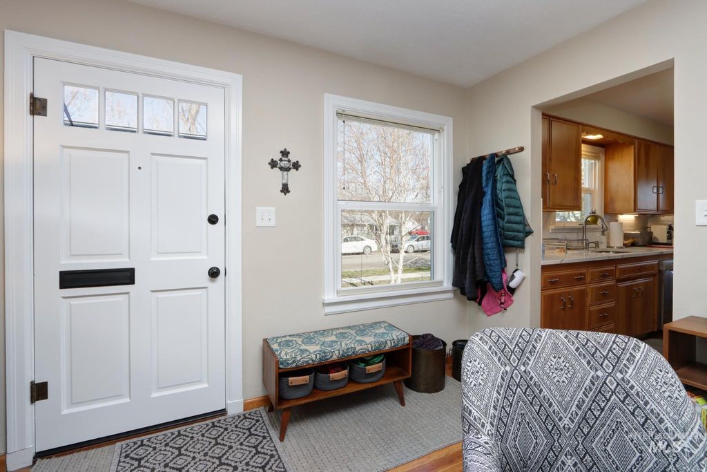 Photo of 2605 W Regan Ave, Boise, ID 83702 (MLS # 98976318)