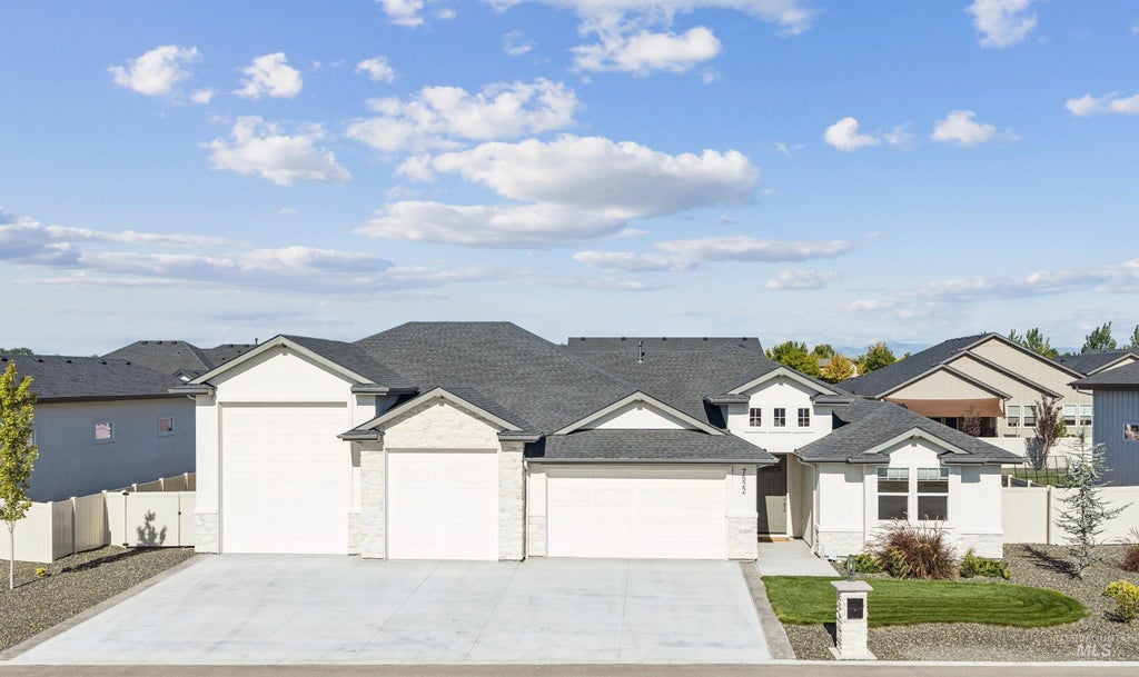 Photo of 7522 E Newcastle Dr, Nampa, ID 83687 (MLS # 99001773)