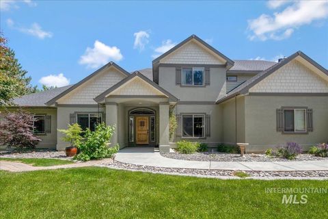 Photo of 2600 W South Slope Rd, Emmett, ID 83617 (MLS # 98948661)